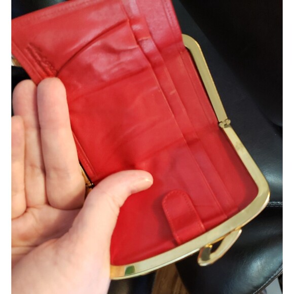 2 Vintage & 1 Mexican Coin Purse Lot Red Kiss Carpet Bakelite - Picture 3 of 5